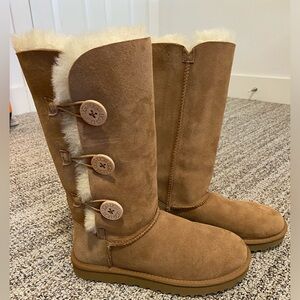 UGG Bailey Button Triplet II Boot
